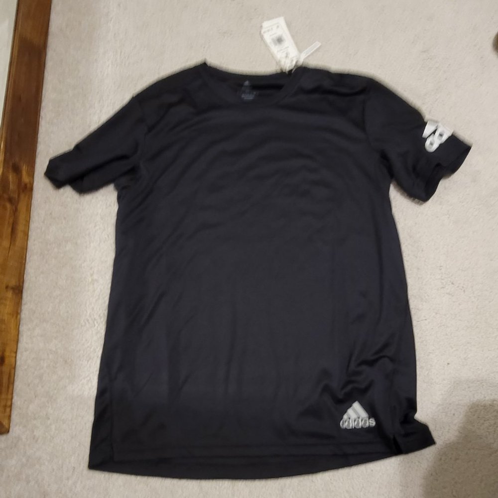 COPY - New Adidas Run It Tee T-Shirt Activewear Black M Medium w/ Sleeve Logo